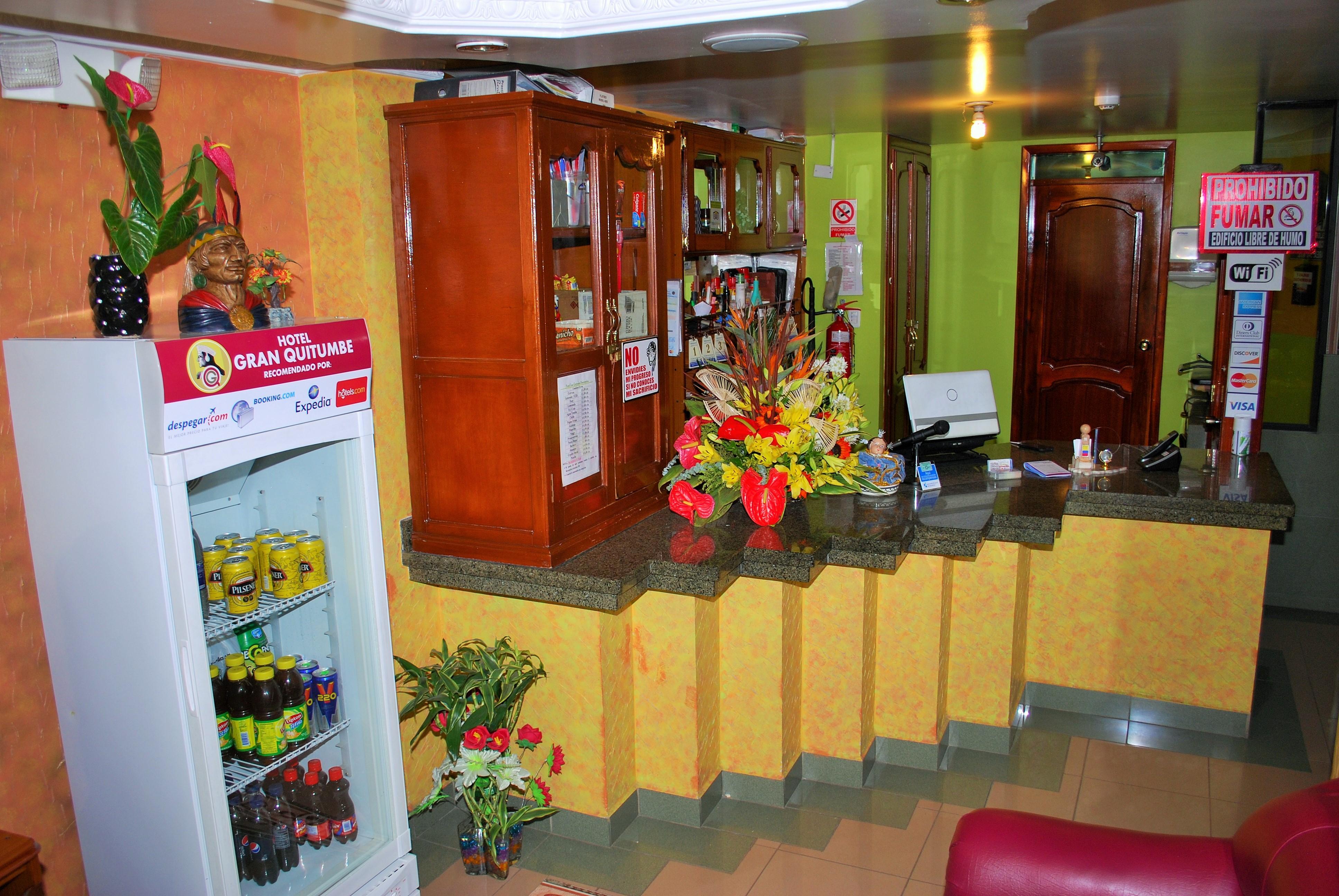 Hotel Gran Quitumbe Quito Buitenkant foto