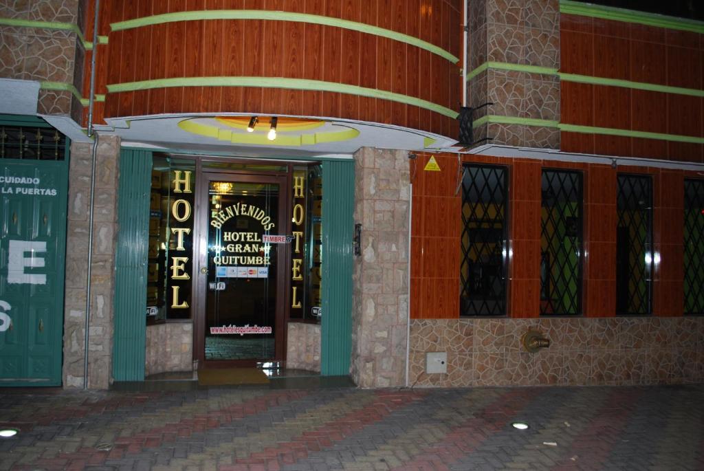 Hotel Gran Quitumbe Quito Buitenkant foto